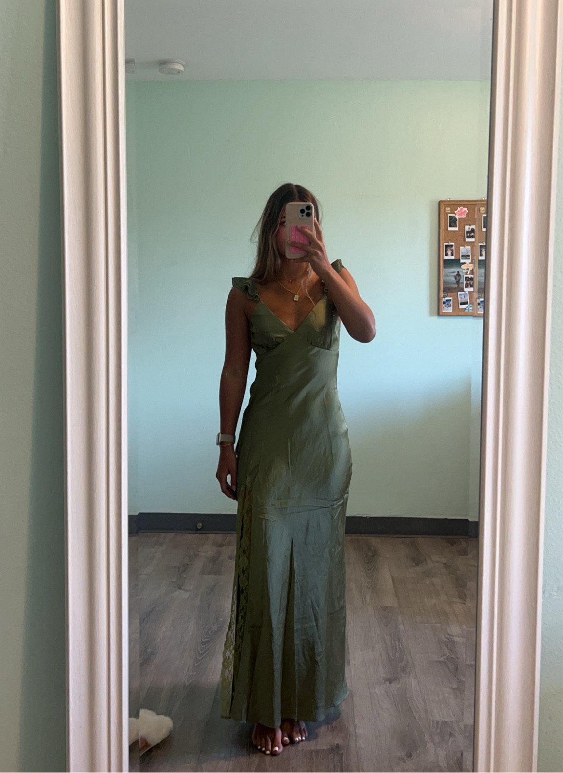 Green formal dress!! Wearing size US 2