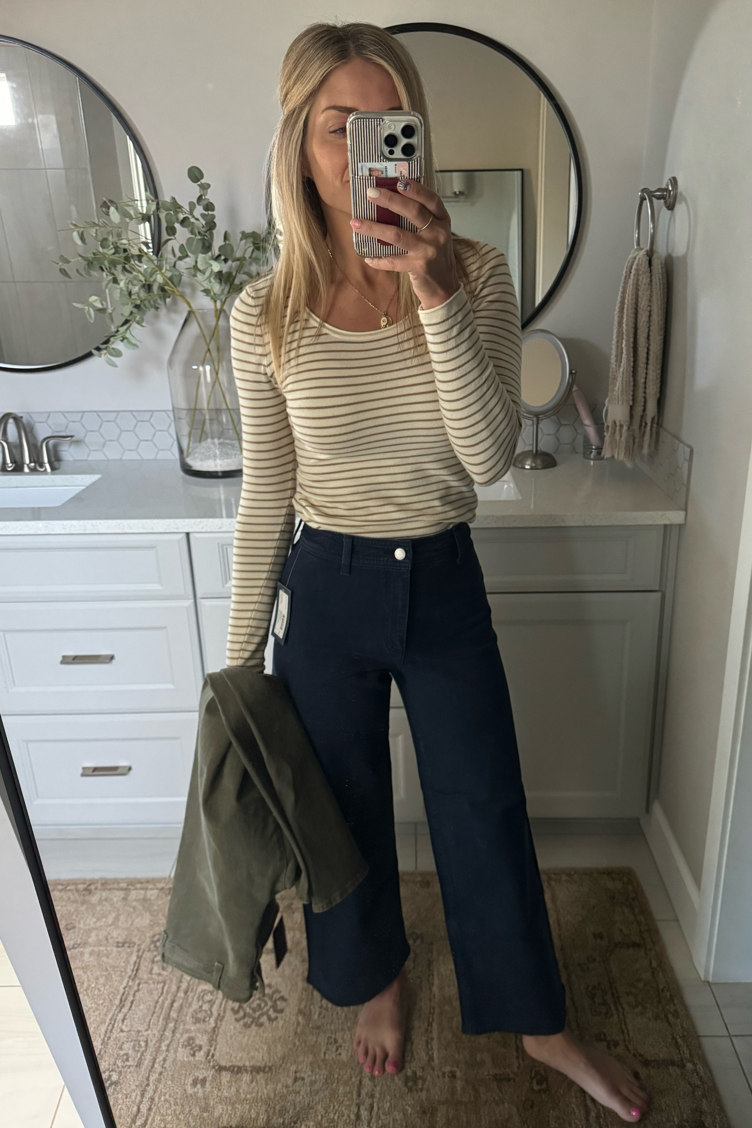 Love these pants from Target! $19 today!! Run! Runs TTS or size down one.

#LTKSeasonal #LTKstyletip