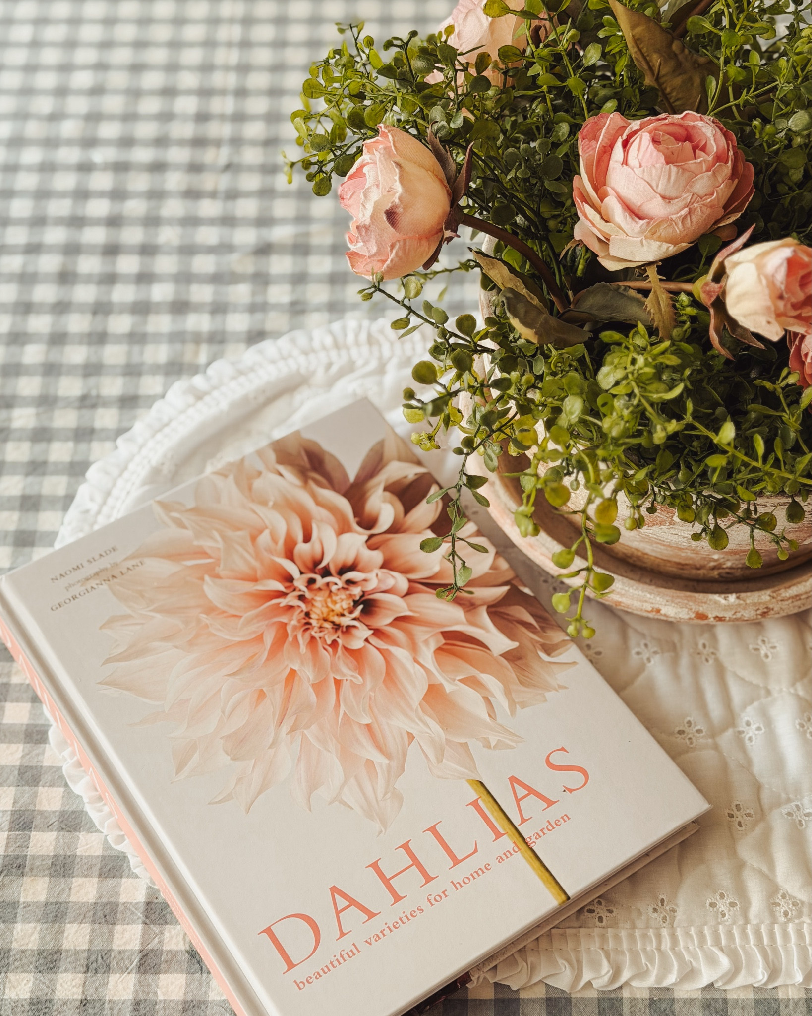 If you love flowers, you’ll love this beautiful book! 

#LTKHome #LTKSeasonal