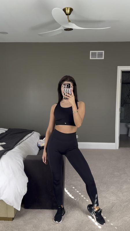 New Fabletics Set 🖤

#LTKstyletip #LTKfitness #LTKhome