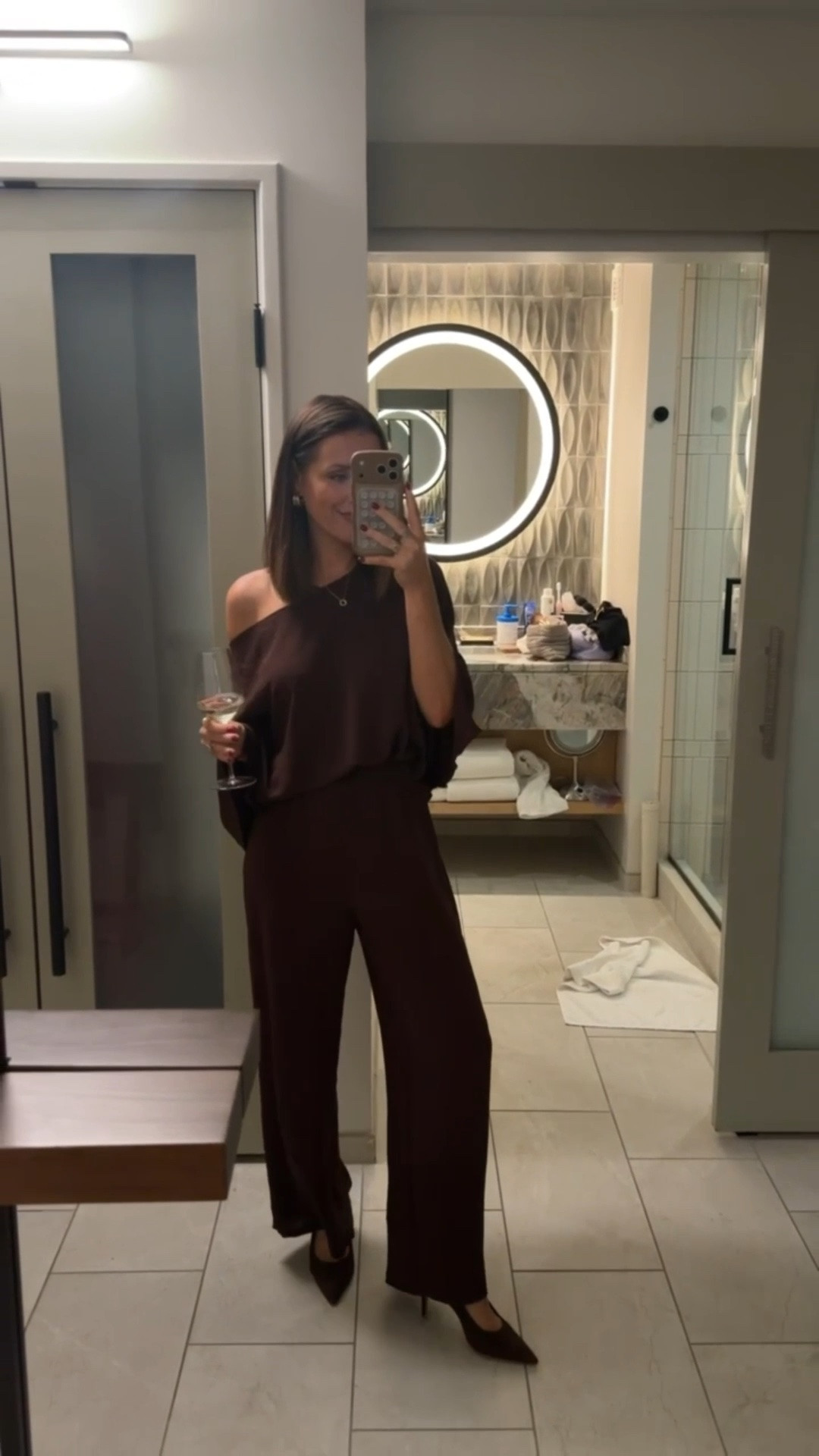 My night one OOTN for Amazon summit! Love this two piece set, wearing XS

#LTKootd