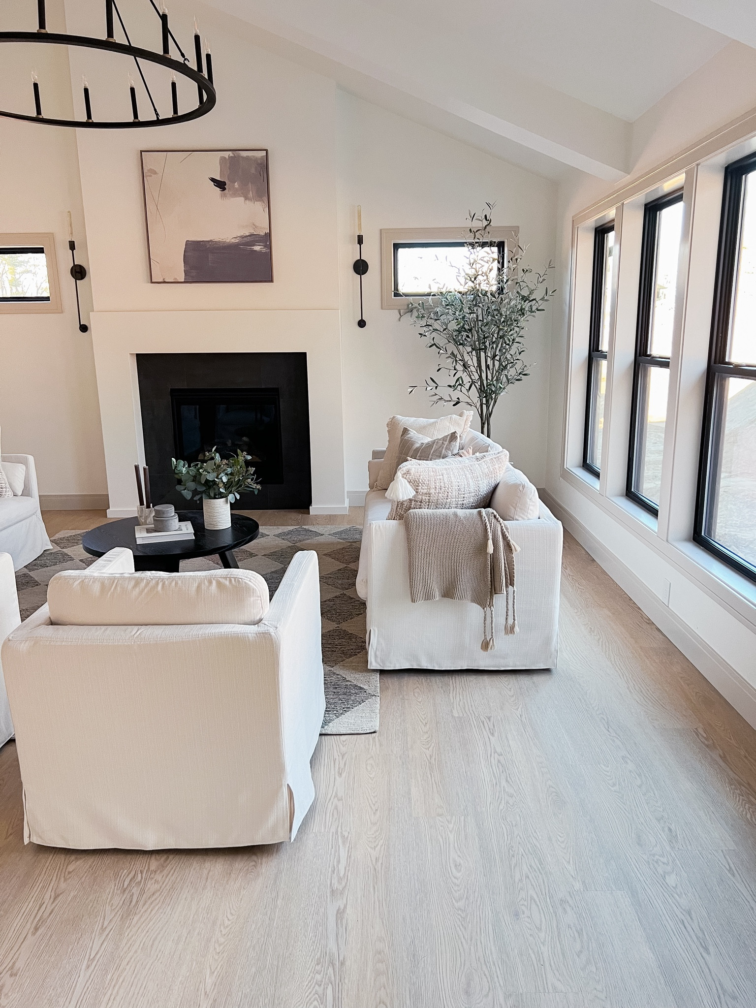 Spec home reveal - spec home sources - master bedroom furniture - master bedroom decor

#LTKSeasonal #LTKhome #LTKstyletip