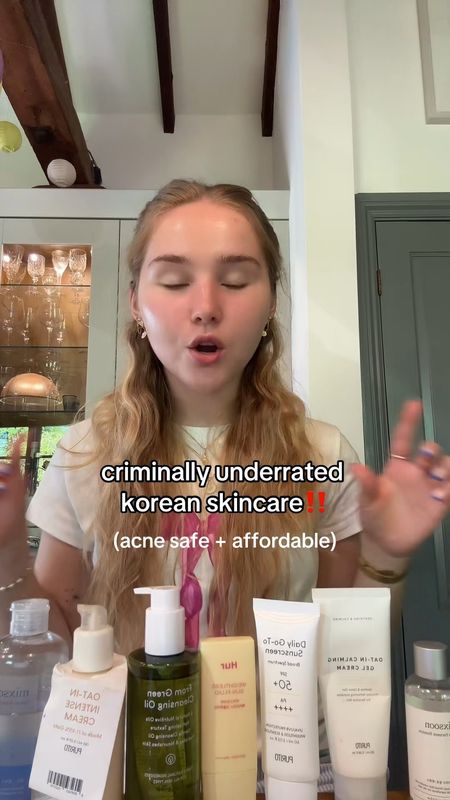  Criminally underrated Korean skincare!

Koreanskincare Korean skincare non comedogenic acne prone skin
 