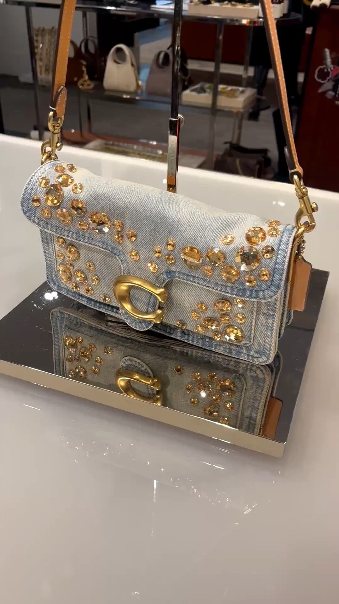 New arrivals at coach! Find the perfect handbag here in my gift Guide. #limitededition #coachbags #sparkle

#LTKHoliday #LTKSeasonal #LTKGiftGuide