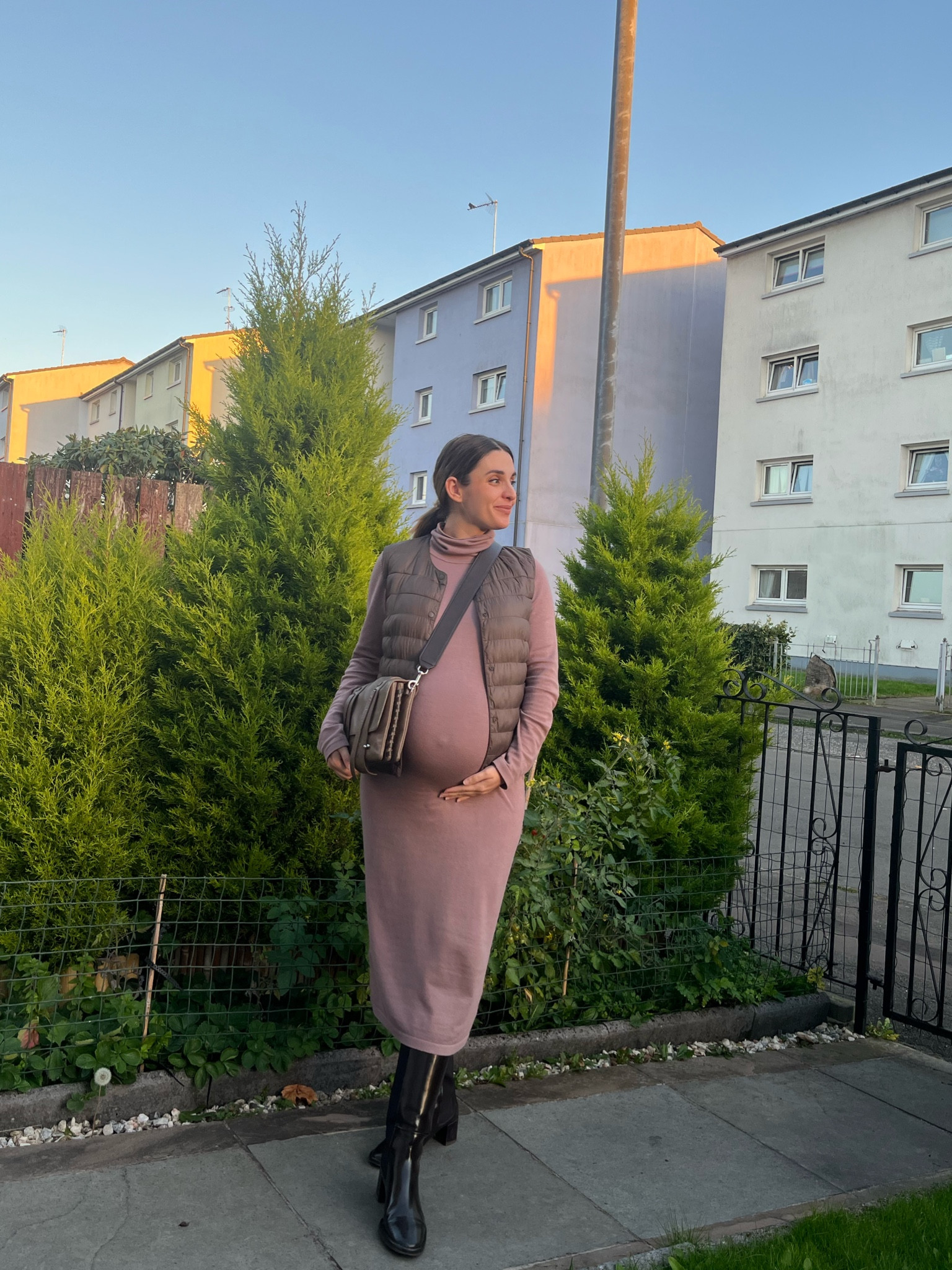 37 week pregnant outfit ✌🏻

#LTKmodest #LTKstyletip #LTKmaternity