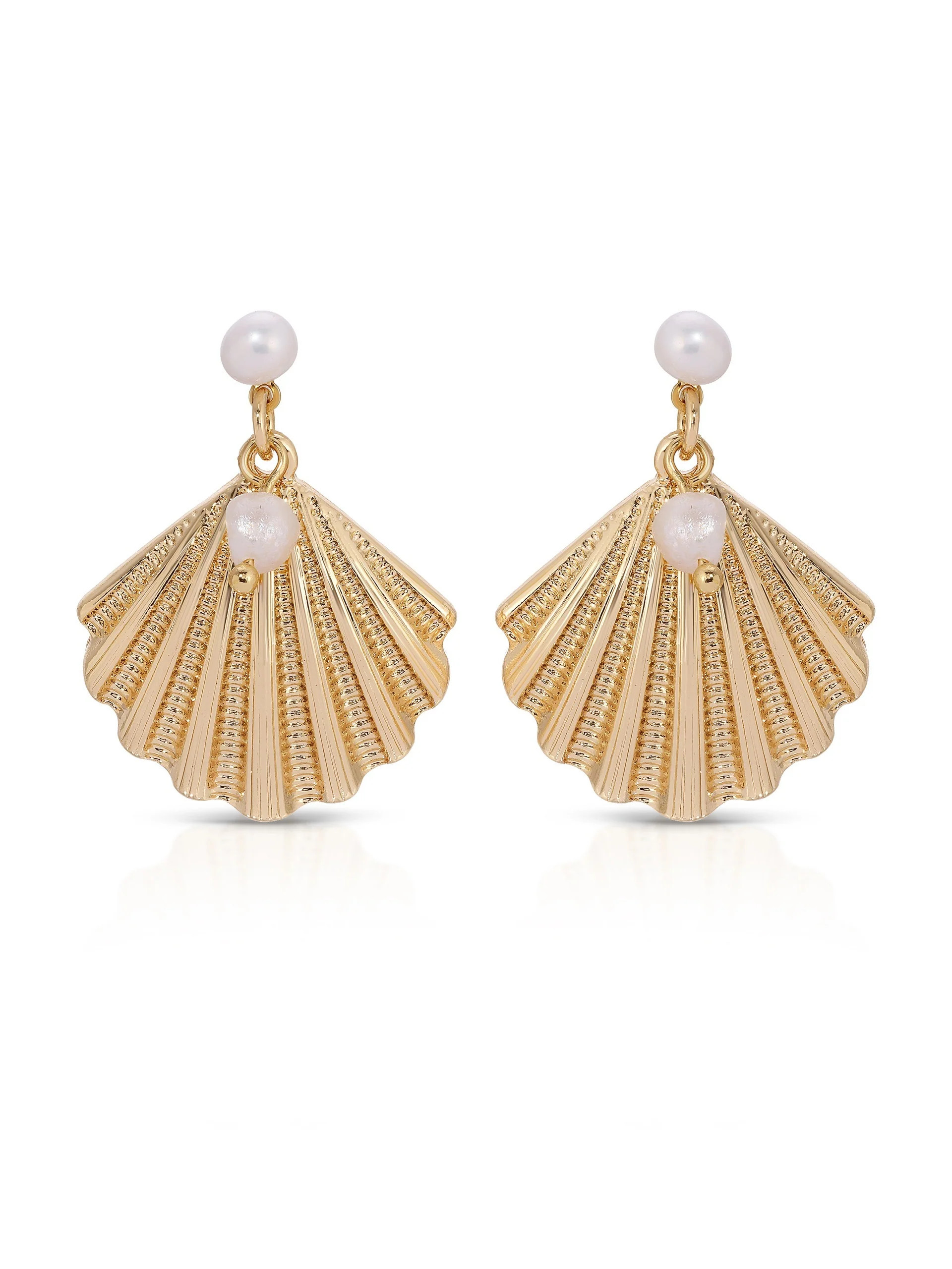 Scallop Shell and Pearl Earrings | Ettika