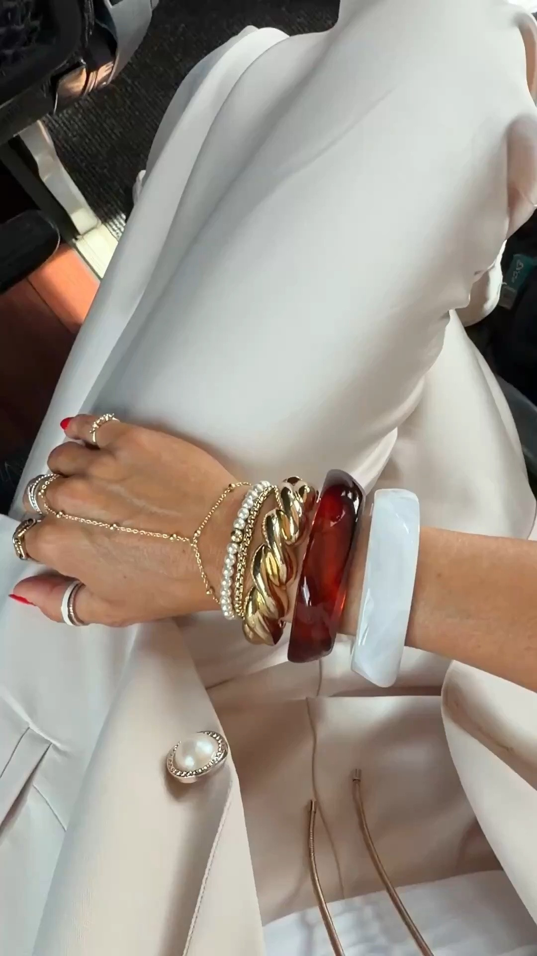 My Favorites Jewelry Pieces of all time!

#LTKjewelry #LTKfavorites

#LTKootd #LTKBeauty