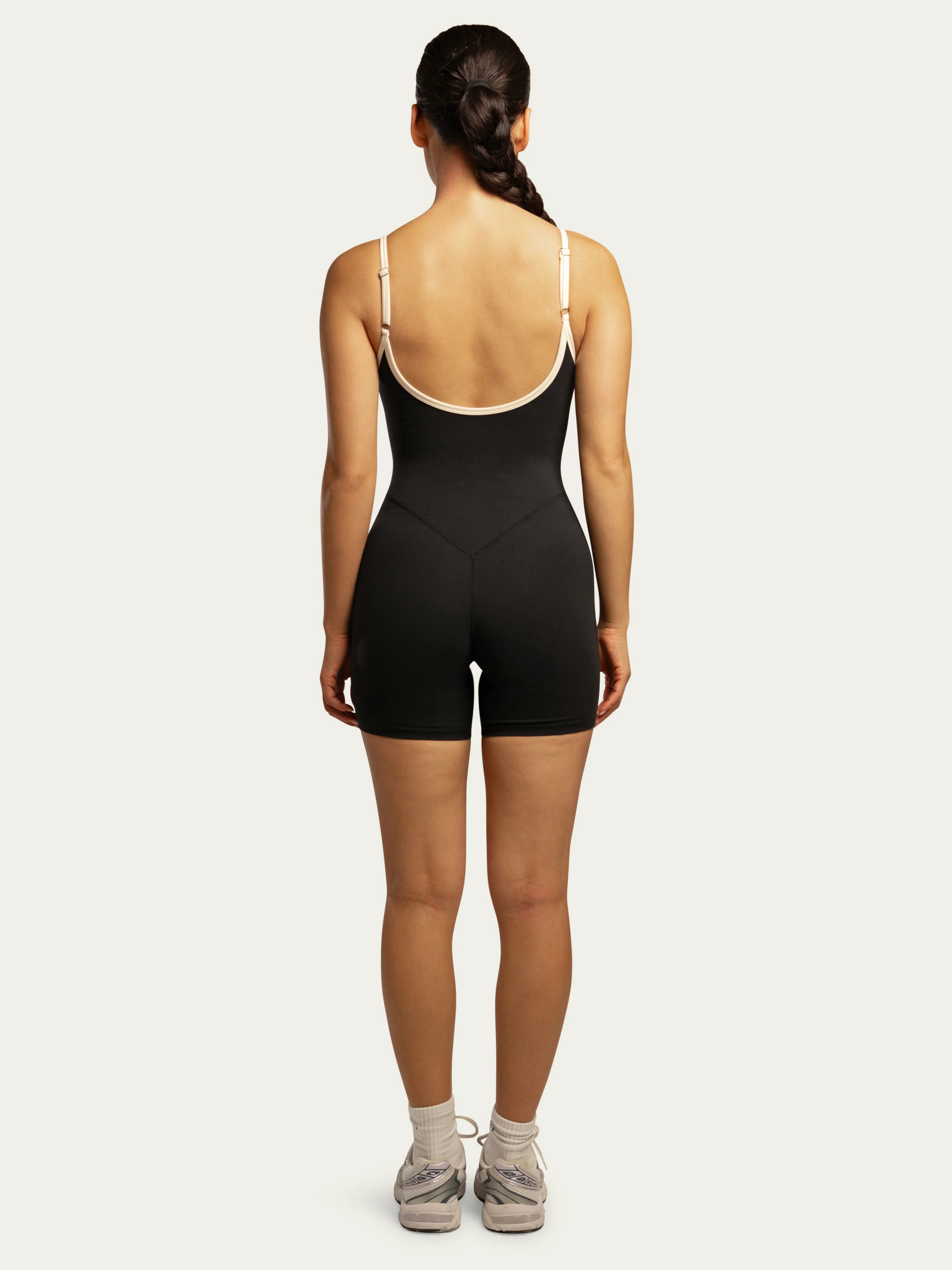 The Shorts Onesie Parfait & Cream | 437