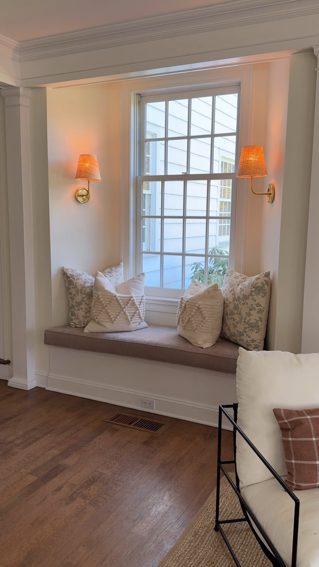 Finally added some pretty lighting to this little nook in our living room
-exact diamond pillows are old Arhaus, linked similar 
-bench cushion was custom 
-paint color is BM Swiss coffee at 75% strength 
-floors were matched to Early American from min wax


#LTKHome