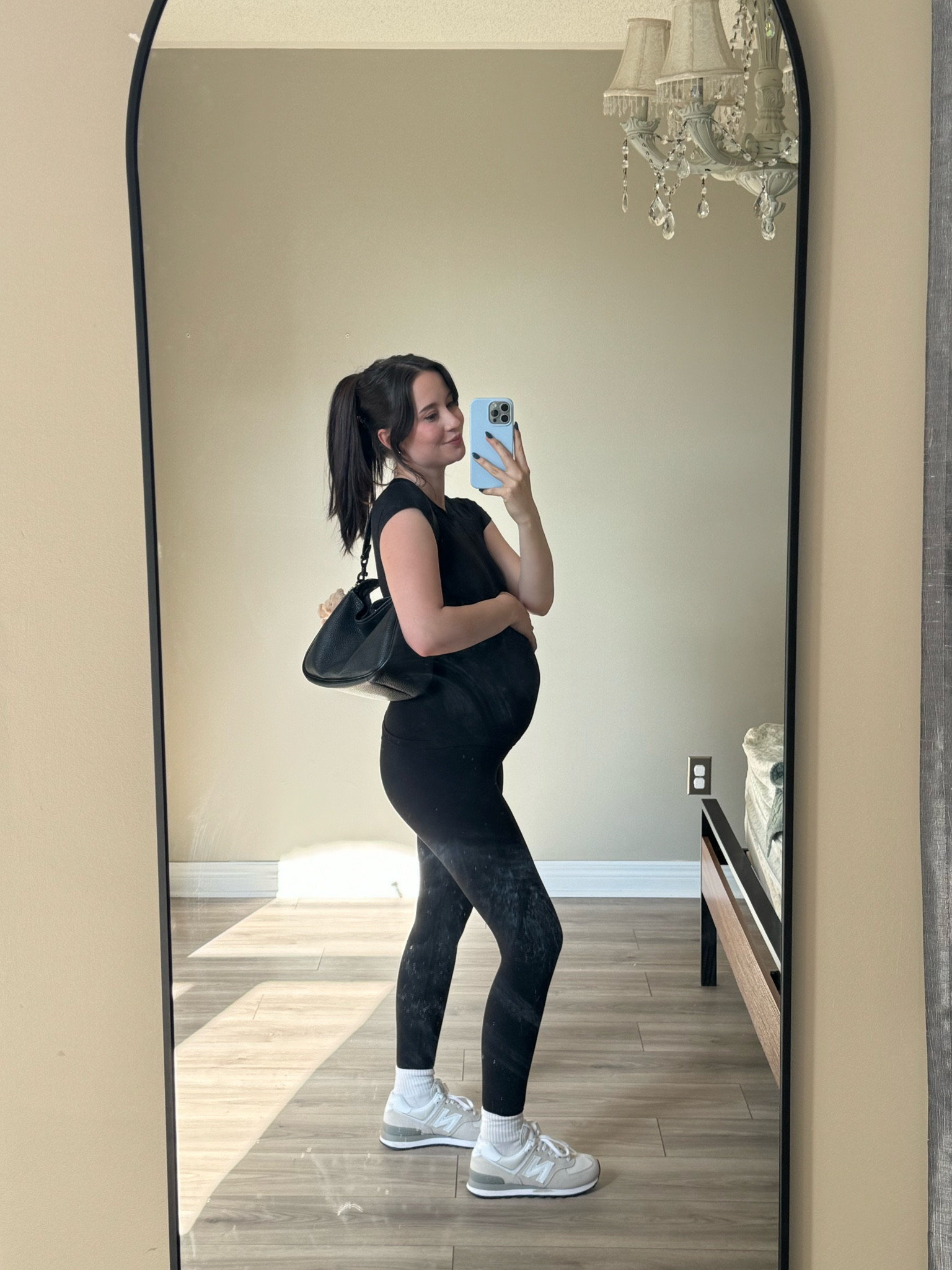 Bump friendly outfit, sporty outfit 

#LTKcanada #LTKmaternity #LTKautumn