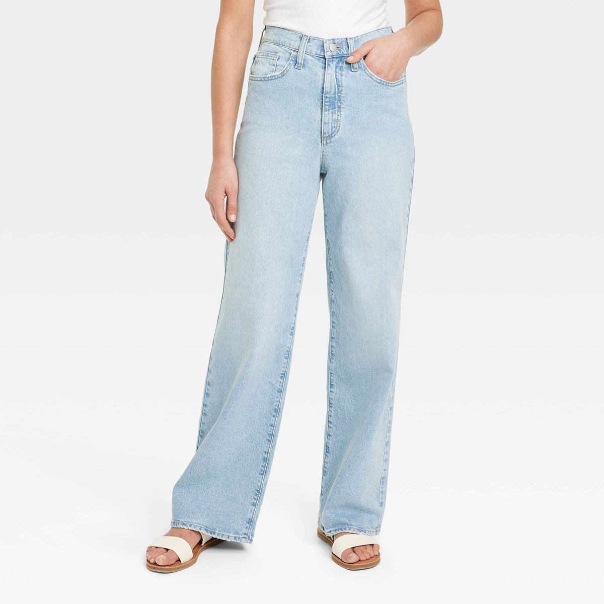 Women's High-Rise Wide Leg Jeans - Universal Thread™ Light Wash 2 | Target