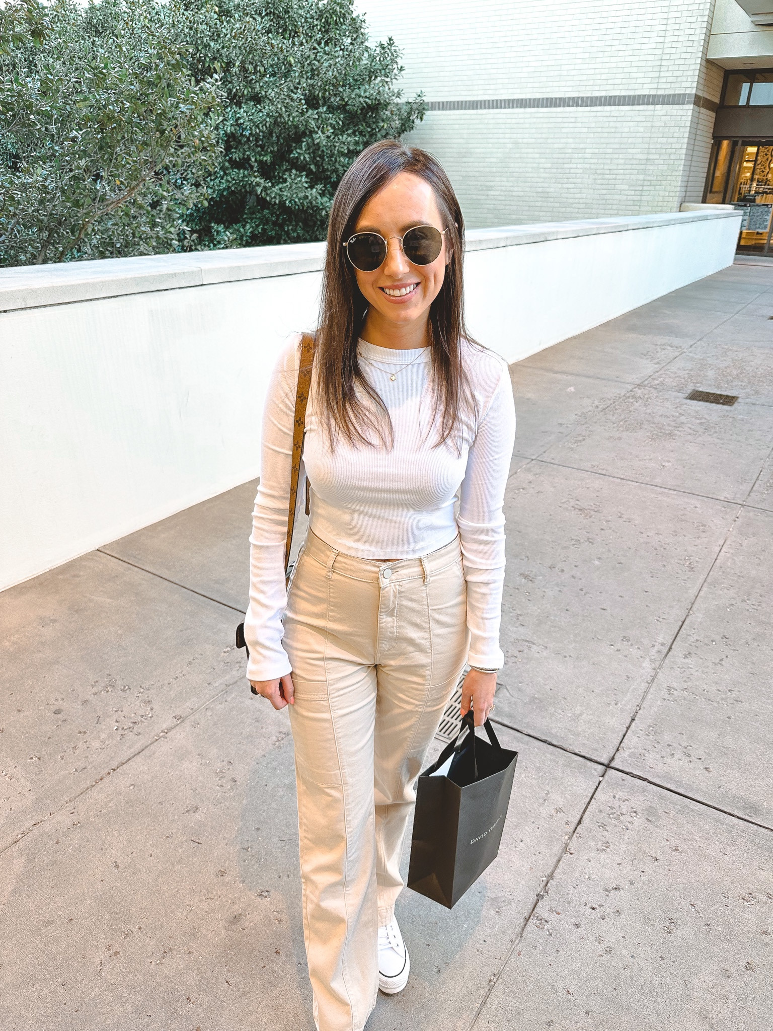 Dl1961 cargo pants (size 25) with cropped top (size small)



#LTKSeasonal #LTKunder100 #LTKunder50