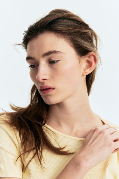 Ribbed T-shirt - Pale yellow - Ladies | H&M US | H&M (US + CA)