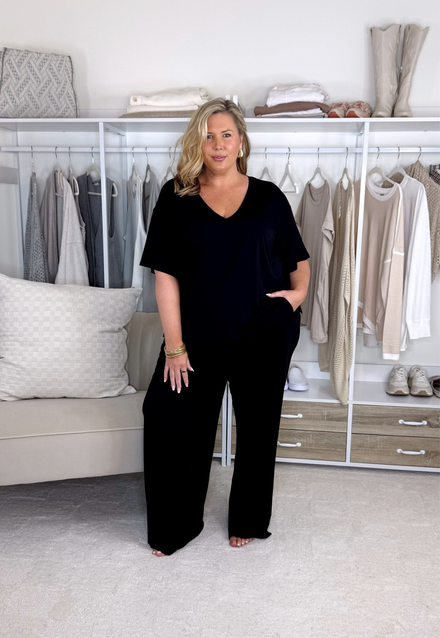 I sized up to a 3X in the pjs. Black straight leg pants are a 2X. Sheer long sleeve top is a 2X. I’d size down in the black flare pants if you’re in between and I’m wearing a 18w. Black button up is a 2X. Green button up is a 2X. Third black pants are an 18 and I’d size up if you’re in between. Knit blazer is a 2X. Cashmere top is a 2X. Quarter zip is a 2X. Patterned blouse is a 2X. PART 2 Nsale workwear! I sized up to a 3X in the pjs. Black straight leg pants are a 2X. Sheer long sleeve top is a 2X. I’d size down in the black flare pants if you’re in between and I’m wearing a 18w. Black button up is a 2X. Green button up is a 2X. Third black pants are an 18 and I’d size up if you’re in between. Knit blazer is a 2X. Cashmere top is a 2X. Quarter zip is a 2X. Patterned blouse is a 2X.

#LTKMidsize #LTKPlusSize #LTKSeasonal