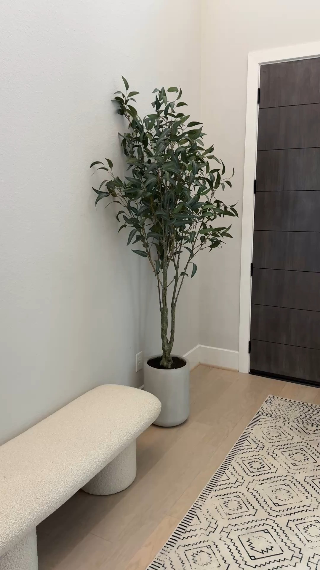 CG Hunter is 30% OFF site wide today only! We love all of our faux greenery from them so much! Great time to get your holiday greenery for Fall and Christmas!

#LTKSeasonal #LTKSaleAlert #LTKHome