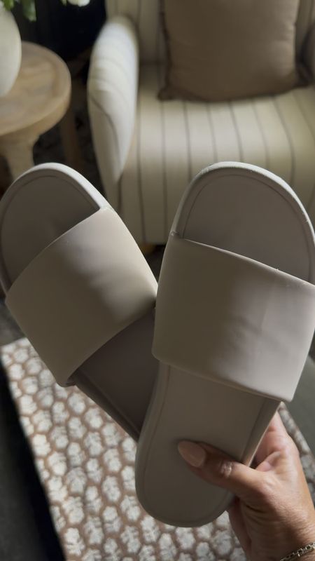 Target shoe sale, neutral slides, tan sandals, summer shoes

#LTKShoeCrush #LTKVideo #LTKSaleAlert