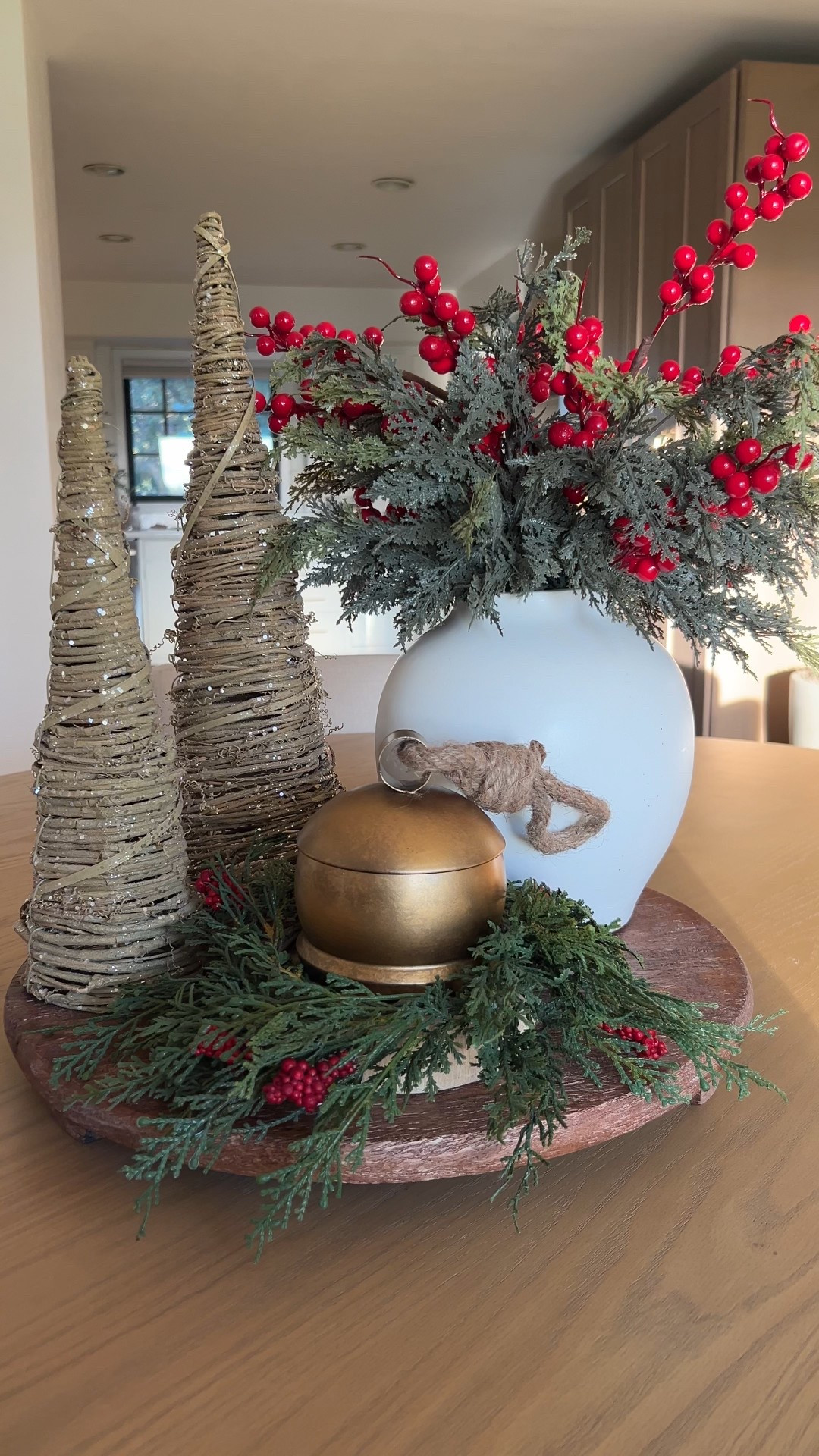 Christmas centerpiece idea!


#LTKHome #LTKFindsUnder50 #LTKSeasonal