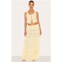 Petite Butter Cream Crinkle Broderie Tiered Maxi Skirt | PrettyLittleThing US