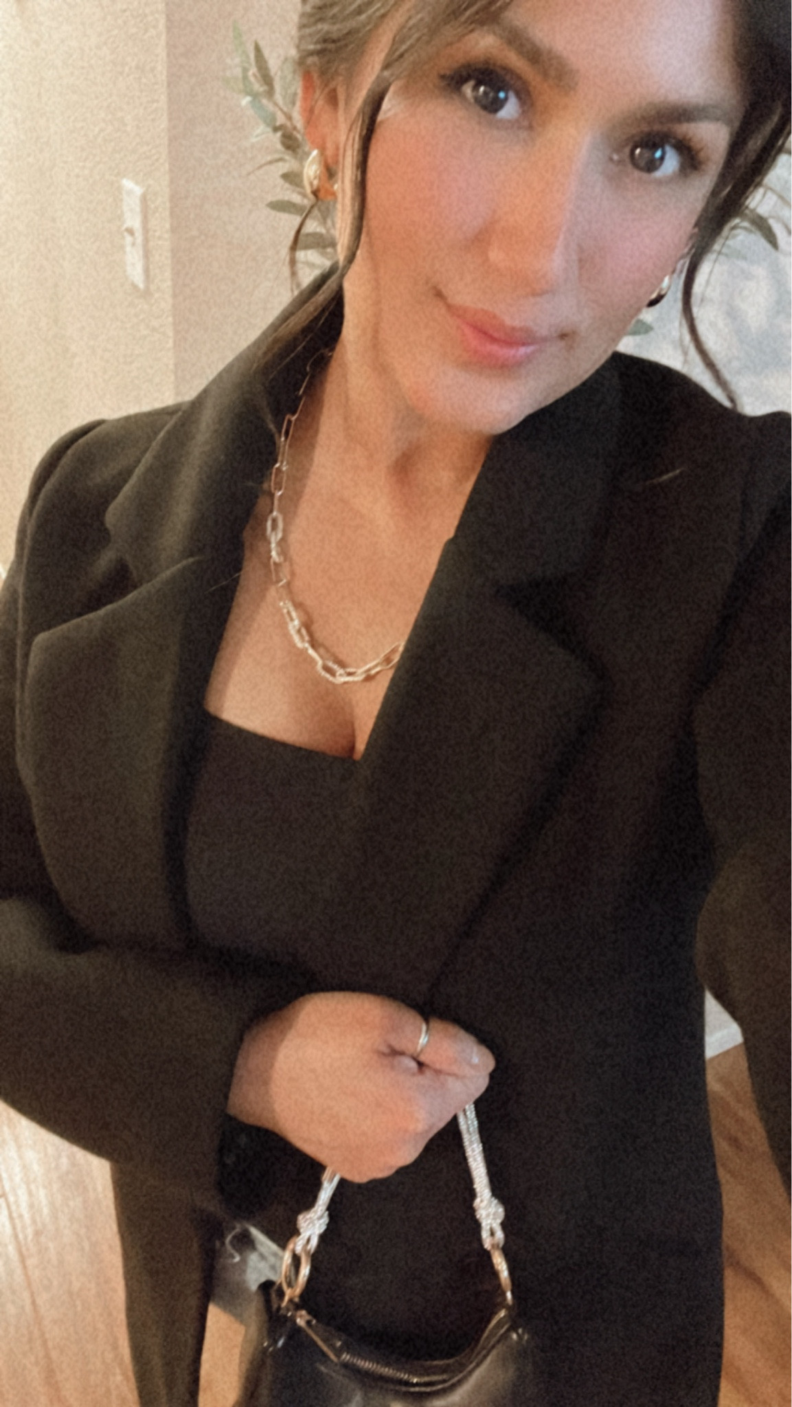 Fall Fashion Basics! Leather items have been my go to lately and I’ve incorporated brown clothing items as well 🤎 I personally own every item I’ve linked and the quality and comfort of each item is very impressive #fallfashion #amazon #amazonbasics #targetfashion #target #targetfall 

#LTKSeasonal #LTKmidsize