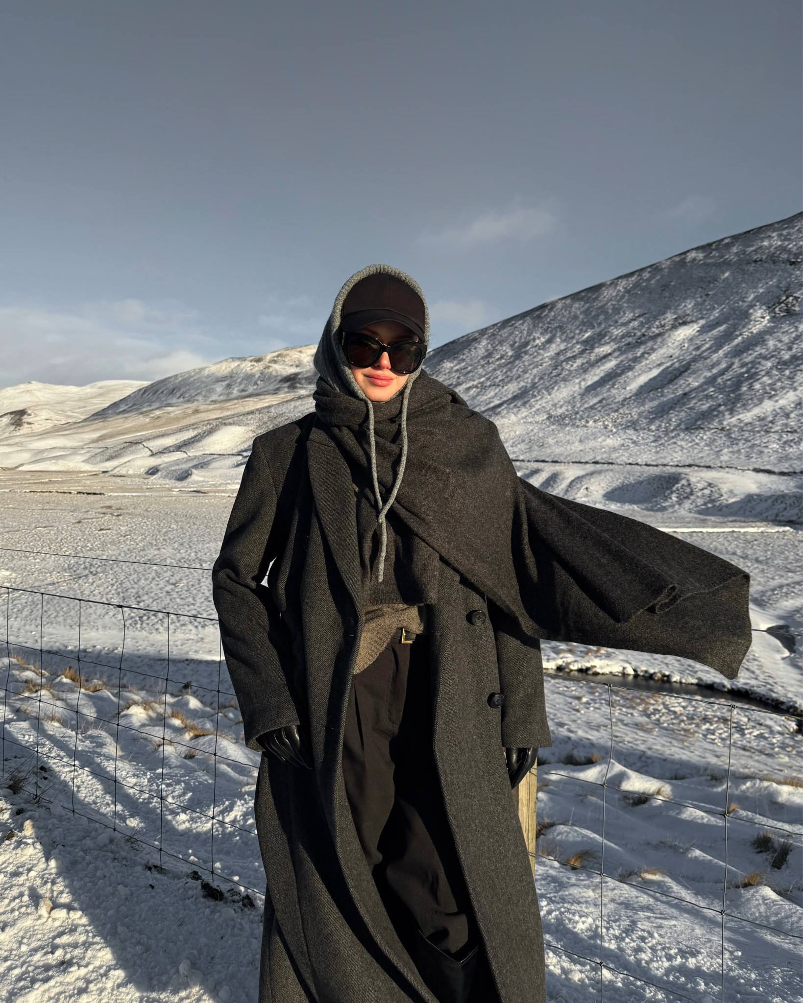 frozen in Scotland 


coat, cape coat, scarf, maxi coat, balaclava, wool coat, winter look, winter outfit, classy

#LTKeurope #LTKwinter #LTKstyletip