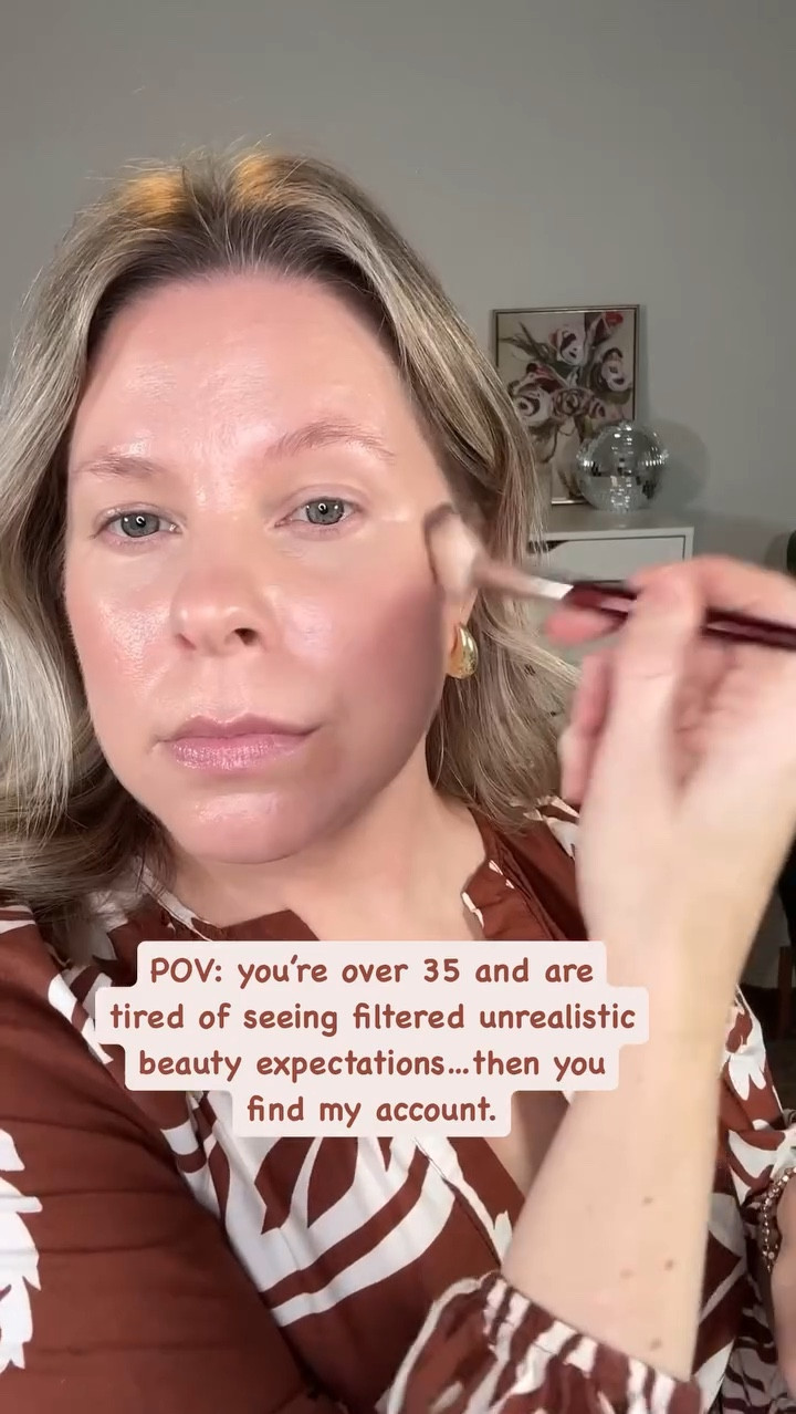 If you’re over 35 and have done your makeup the same way for years, let me help you update and simplify your makeup routine! My name is Julia, I just turned 40 and I’m a makeup artist that loves realistic, natural looking makeup! I share easy, everyday filter free makeup tips & tricks and achievable makeup looks 😍

I noticed once I hit my mid 30s, my skin changed and the way I did my makeup also needed to change. 

Please let me know if there’s anything you’d like to see on my page moving forward and share this video with a friend who loves easy/everyday makeup ☺️

Comment: Makeup — and I’ll send you everything I used in this video for reference. Products used: @mcobeauty flawless glow shade 2, @hauslabs foundation shade 130, @lauramercier concealer shade 1N1, @personacosmetics cream bronzer shade dune, @lauragellerbeauty blush serum shade refreshing rose,  @charlottetilbury powder shade fair and @thebkbeauty brushes. 

#makeupformatureskin #makeupformaturewomen #over35 #makeupforbeginners