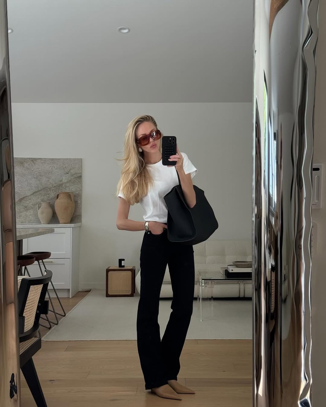 Nothing like a good white tee 🤌🏼

#LTKShoeCrush #LTKStyleTip #LTKItBag