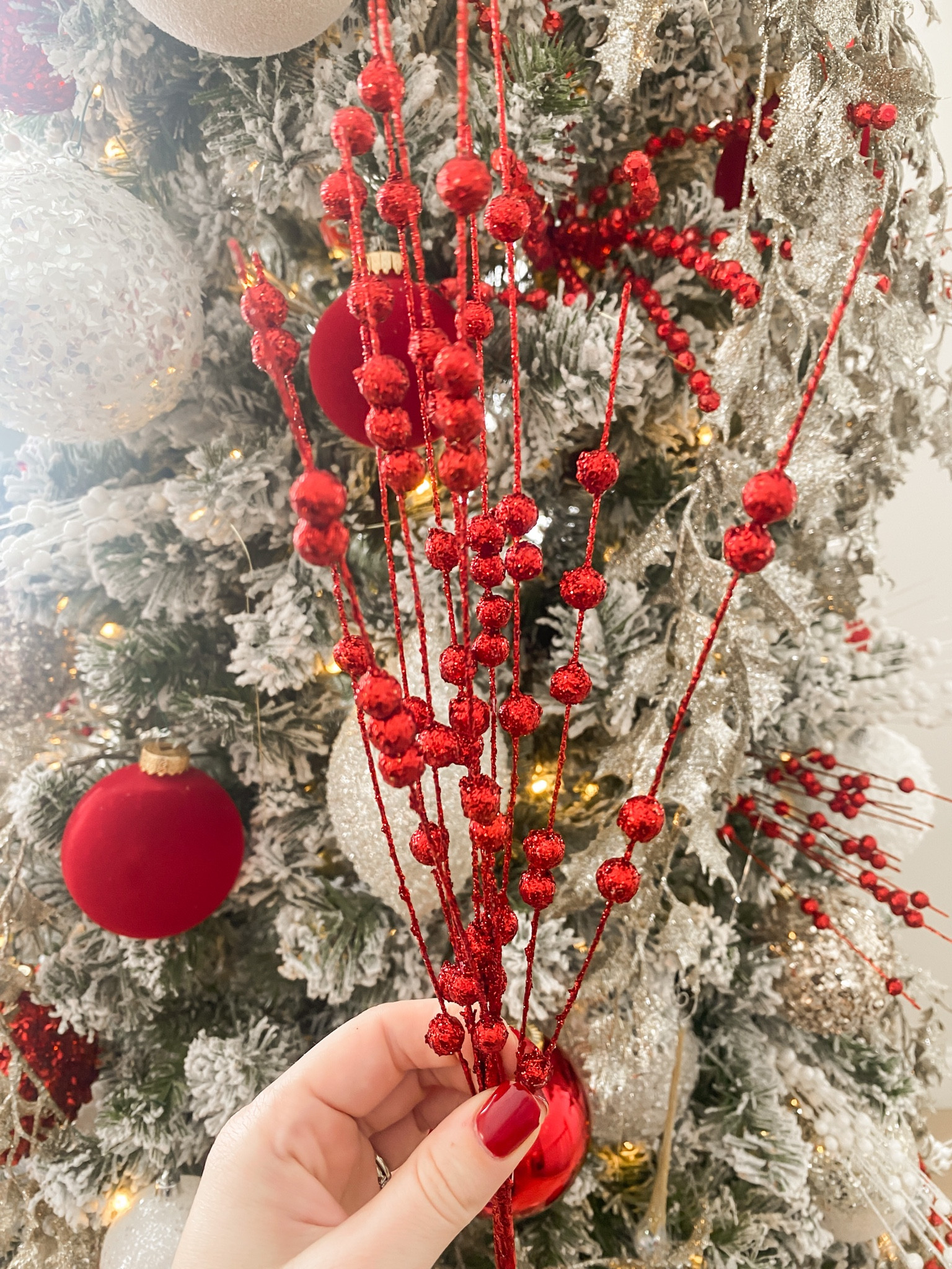 Favorite red tree picks from Amazon 

#amazon #christmas 

#LTKHoliday #LTKHolidaySale #LTKSeasonal