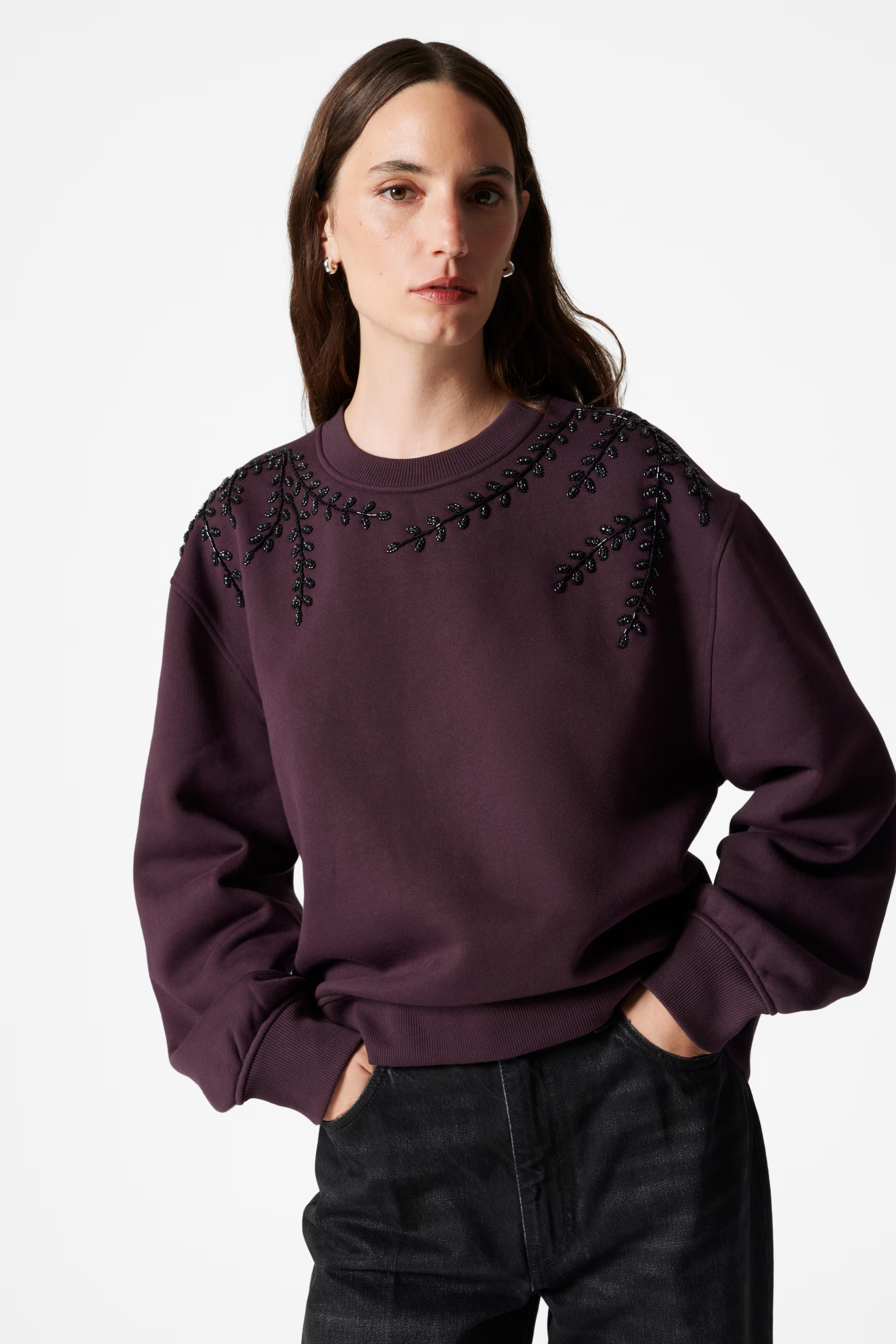 Sweatshirt geborduurd met strass-steentjes | H&M (DE, AT, CH, NL, FI)