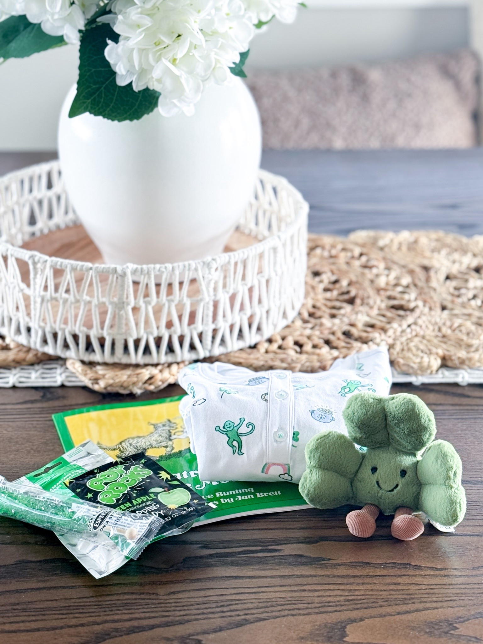 It’s March & I’m already in full St. Patrick’s Day mode for our boy. These Roller Rabbit pajamas stopped me in my tracks; the print is so cute & they’re so soft. Also grabbed the little Jellycat shamrock to go with them & threw in a cute book + some green treats. Linking it all below. 

roller rabbit baby - roller rabbit pajamas - roller rabbit kids - st patricks day baby - st patricks day baby outfit - st patricks day kids - st patricks day finds - st patricks day baby pajamas - jellycat shamrock - jellycat plush - jellycat baby - baby holiday pajamas - baby spring pajamas - newborn pajamas - march baby favorites - baby gift ideas - baby boy outfit - cute baby finds - green apple pop rocks - st patricks day treats - holiday candy​​​​​​​​​​​​​​​​

#LTKKids #LTKmomlife #LTKSeasonal