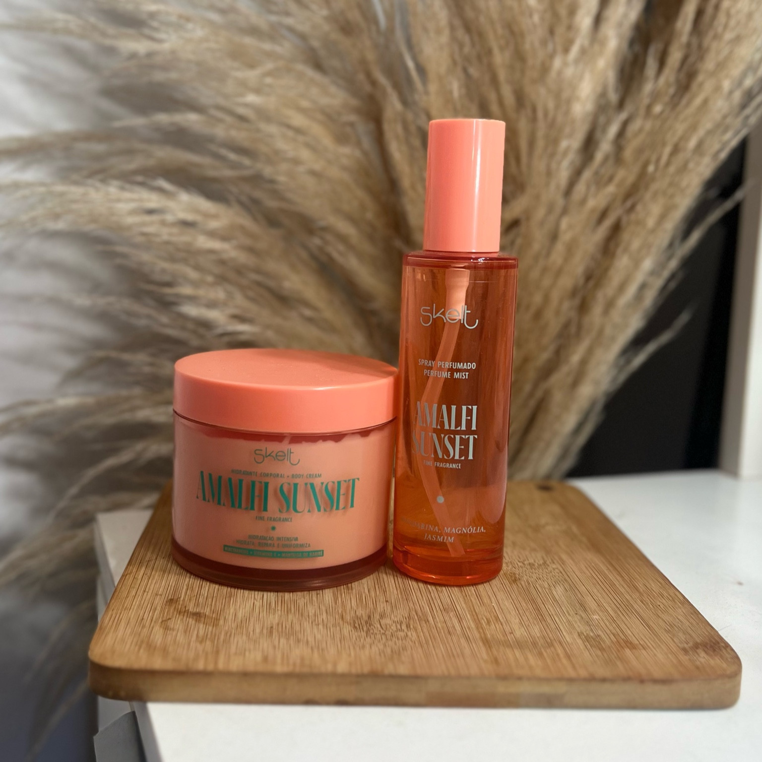 Skelt Amalfi Sunset possui um aroma sofisticado e marcante que envolve você em uma experiência sensorial única.

#LTKbrasil #LTKguiadepresente #LTKbeleza