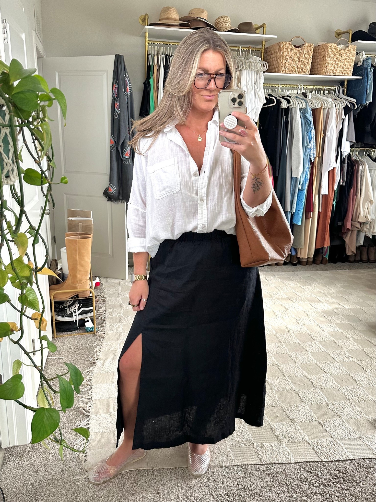 Tall girl work wear: large top, medium skirt (large would be better) 11 flats 

#LTKWorkwear #LTKOver40 #LTKMidsize