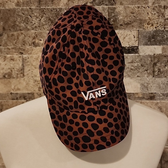 VANS BASKETBALL HAT ANIMAL PRINT BROWN/BLACK ONE SIZE ,PRE-OWNED | Poshmark