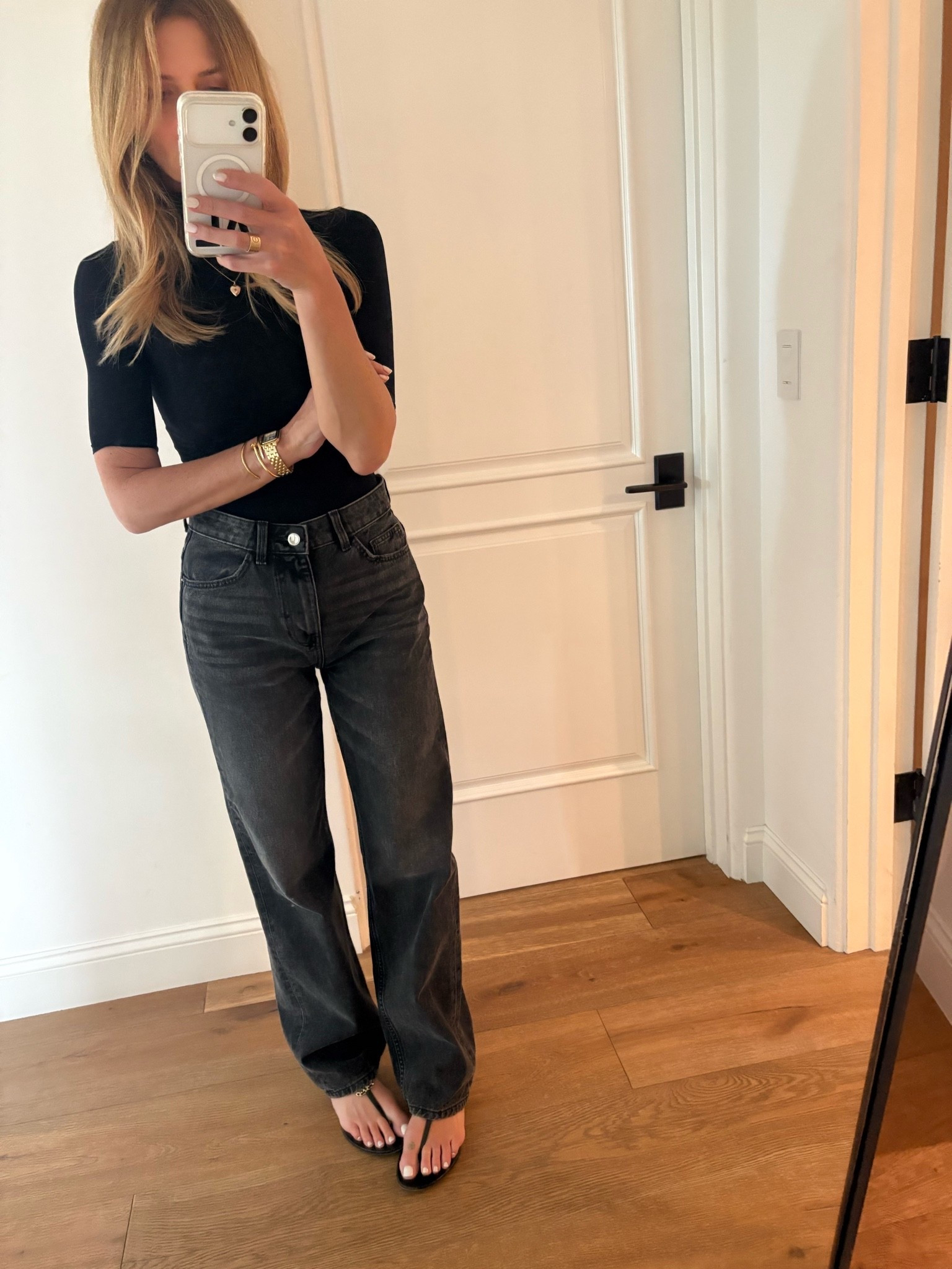 ZARA JEANS EDIT 🖤

#LTKootd