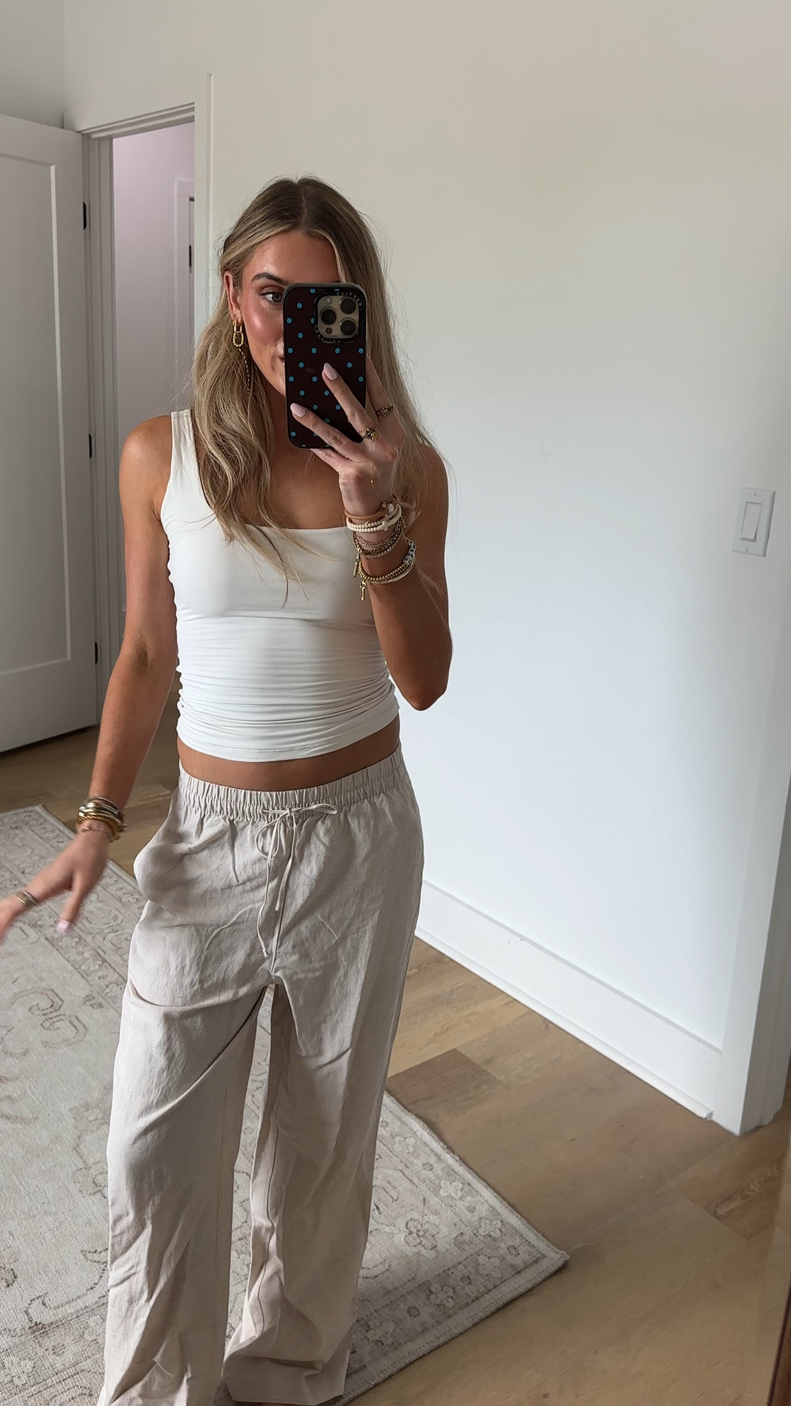 @hm size xs Loose-fit pants in an airy, woven linen blend. High waist, elasticized waistband with narrow drawstring, and discreet side pockets. Straight legs.

#LTKootd #LTKSaleAlert #LTKSeasonal