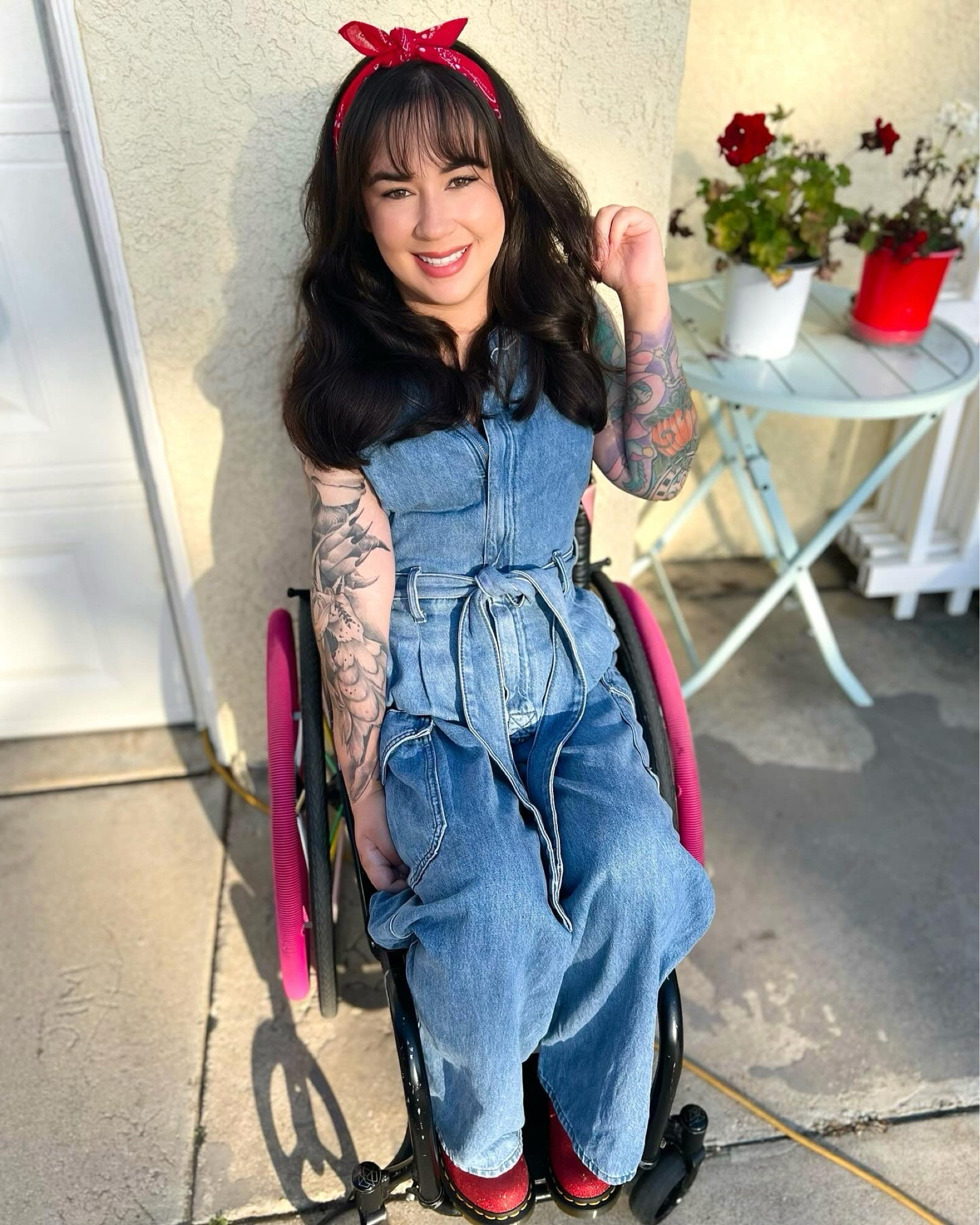 A cute little jumpsuit moment ❤️ 

#LTKfindsunder50 #LTKSeasonal #LTKfindsunder100