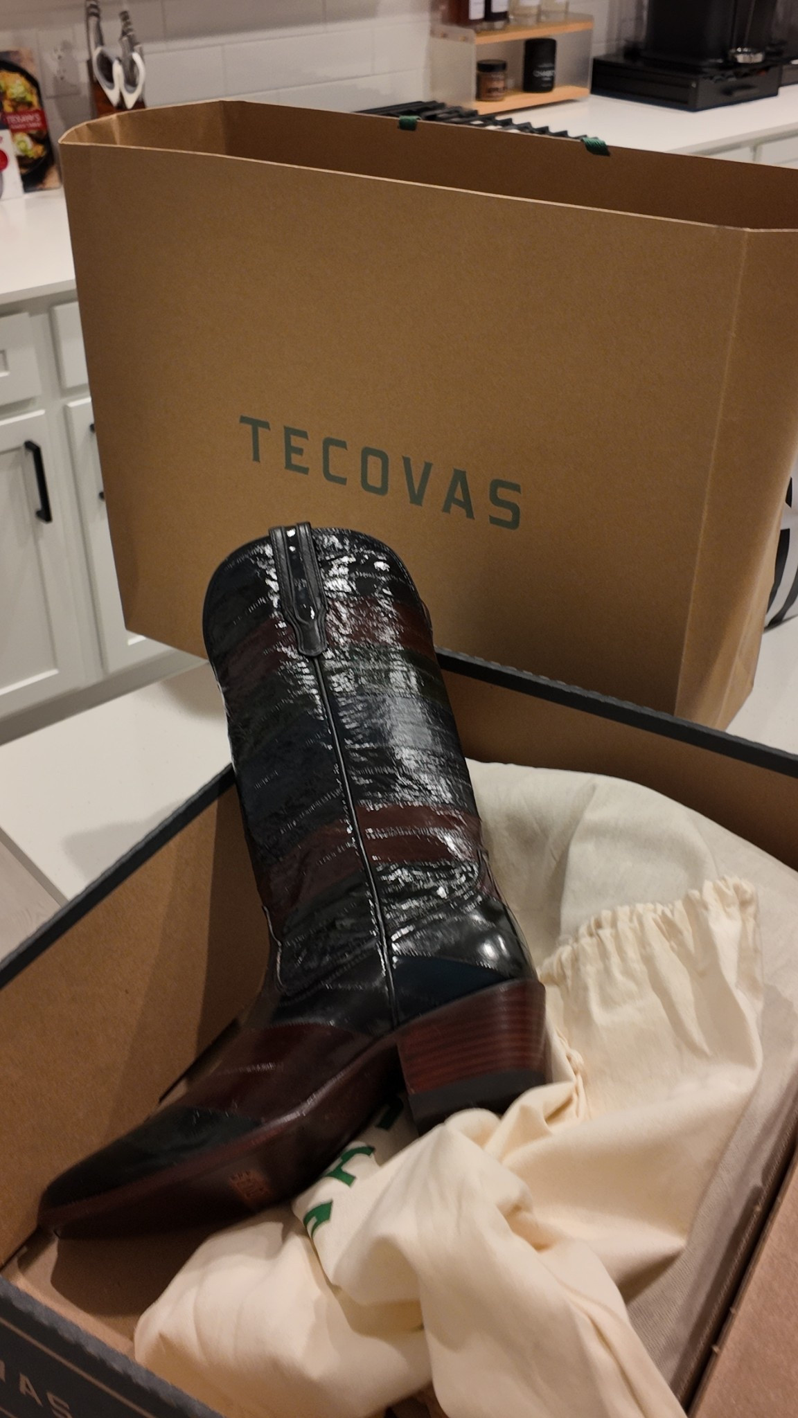 Grabbed these #limitededition #tecovas from the store in Houston! Such a comfy pair and fashionable find #cowboyboots #bootseason 

#LTKStyleTip #LTKWorkwear #LTKTravel