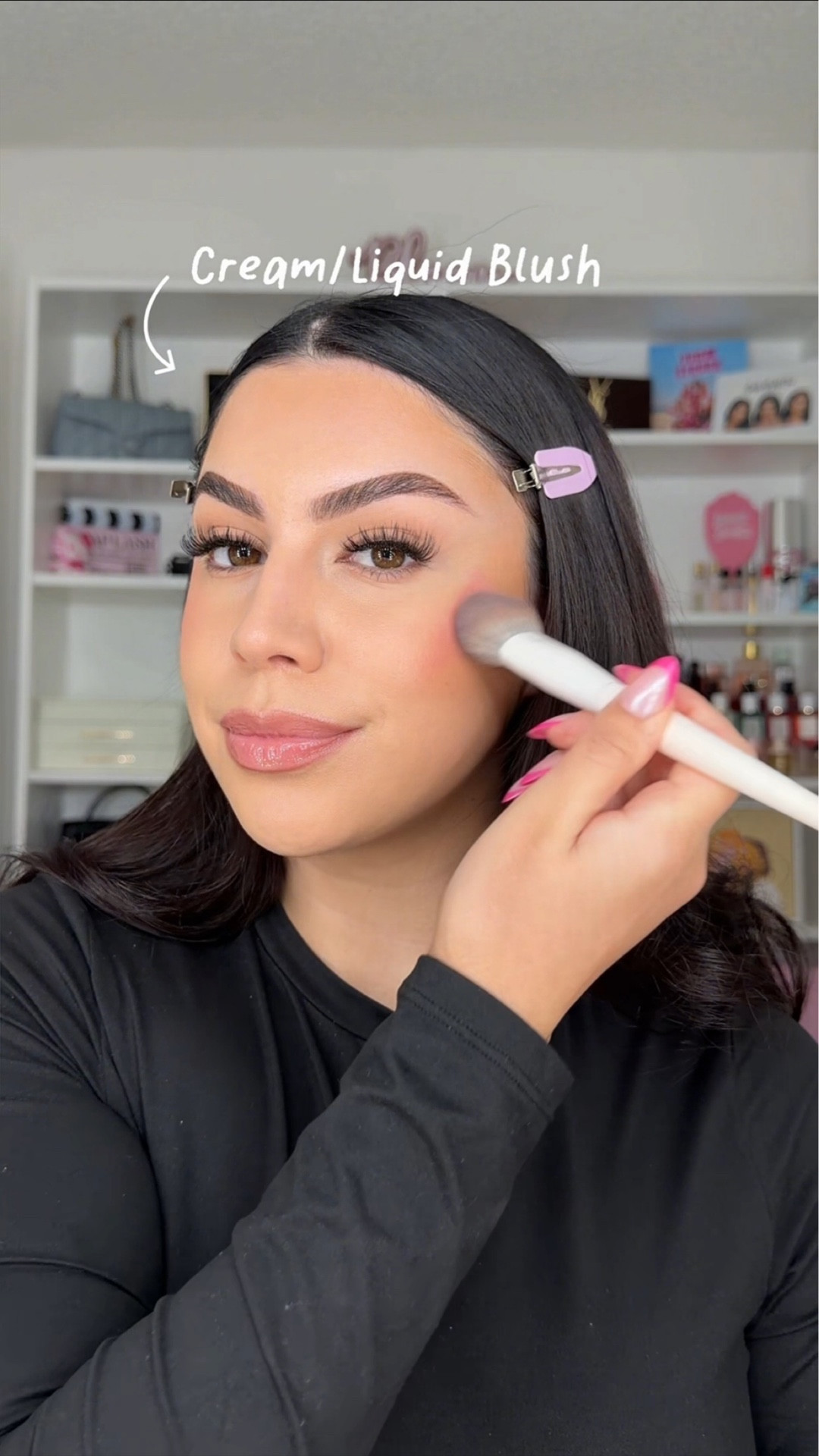 Layering is the key to long lasting makeup! 🔑

#makeuptips #longlastingmakeup #makeuphacks #glamroutine