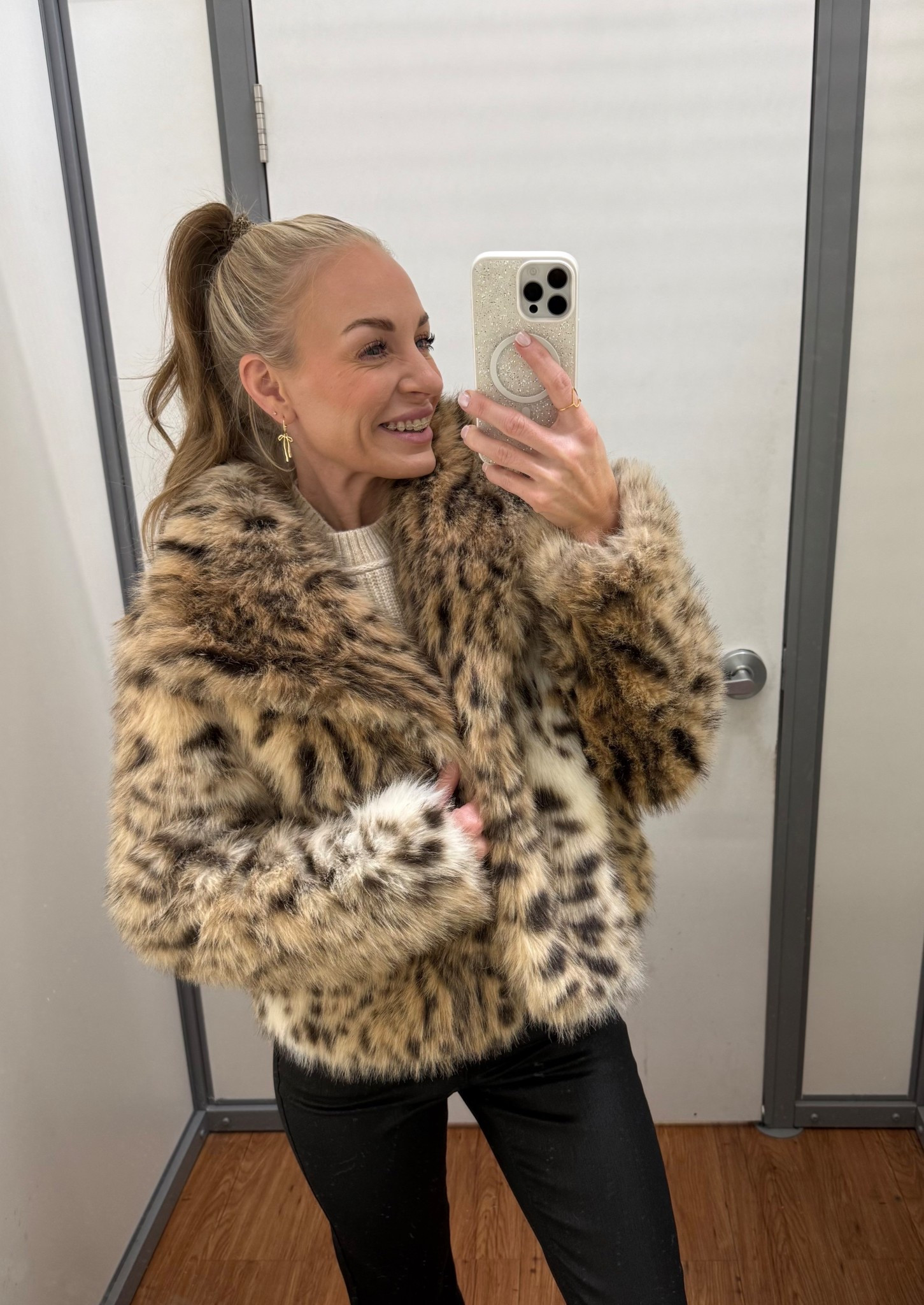 It’s giving… mob wife 😎 #furcoat #jessicasimpsoncollection #walmartfinds

#LTKootd #LTKSaleAlert #LTKHoliday