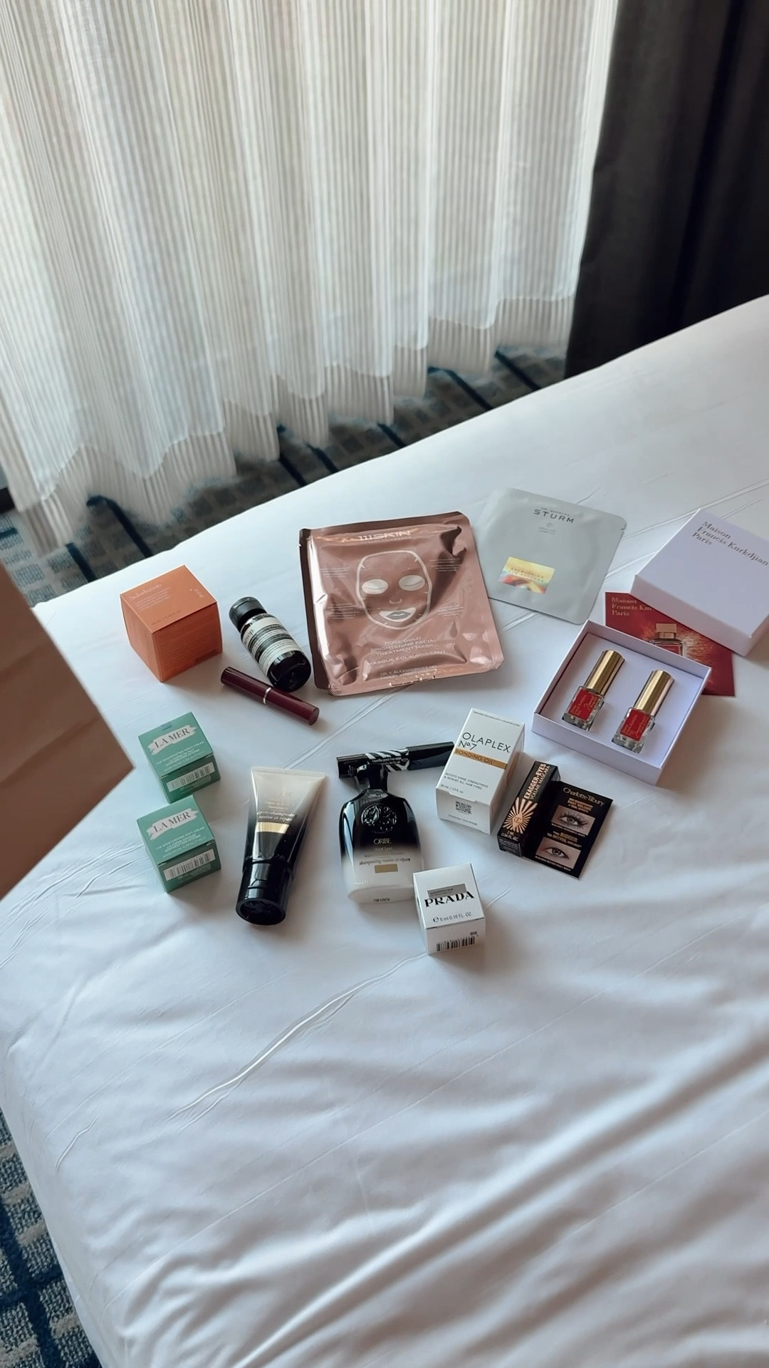 LTKCON 2025!!! I’m so excited to share with you special discount code [ LTKCON15 ] for all these beauty picks and not only! Get 15% off a purchase of $75 through 09/13! 

@bloomingdales , beauty must have, beauty routine, every day routine, grwm #LTKCon

#LTKNYFW #LTKBeauty