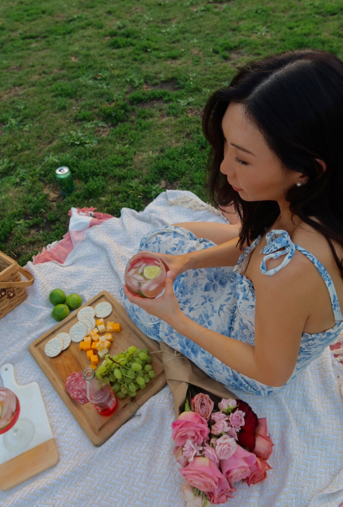 my fav picnic dress 🤍 #reformation #dress #summer 