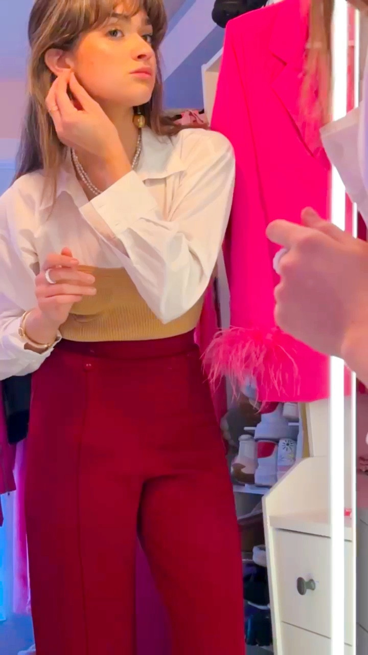 Valentine’s Day outfits: Date Night edit. This brown and white corset style top with button down layering look is perfect for date night, a fun party, or a sales meeting, or vday office event. Pair it with your favorite red dress slacks or a pair of black pants from your closet. Also goes well with a cute skirt, or dress it down with a casual pair of blue jeans  

#LTKfindsunder50 #LTKworkwear #LTKVideo