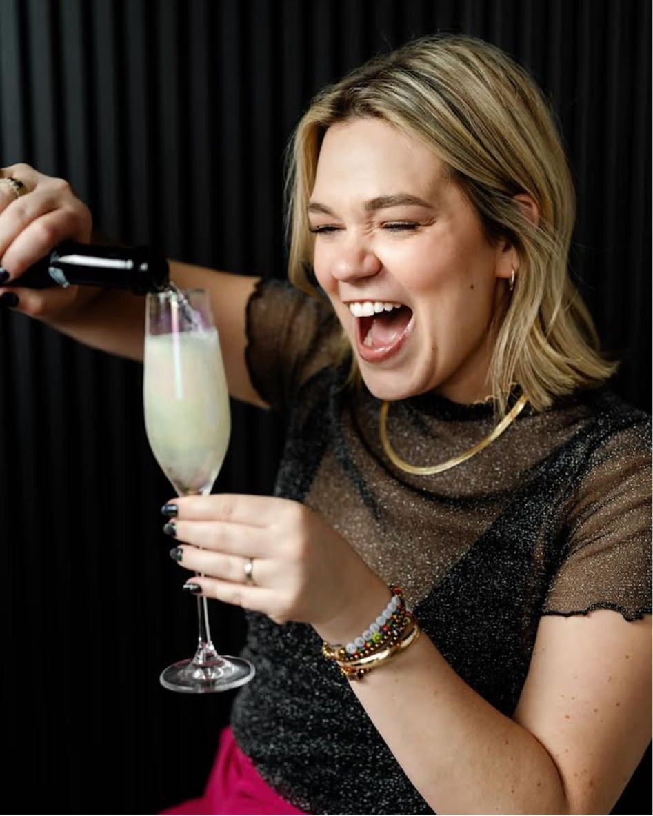 Friday Night Black Top 

#LTKstyletip #LTKparties #LTKfindsunder50