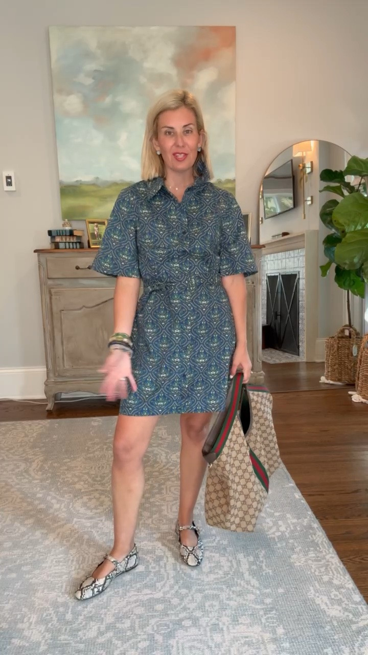Obsessed with this print! Such a flattering dress, pop the collar, add a fun shoe and off you go! 
Dress - small
Flats - 7.5 (size 1/2 down) 

Codes:
Avara - Catherine15 for 15% off first order
Allie + Bess - Catherine20

#LTKdayinmylife #LTKSeasonal #LTKOver40