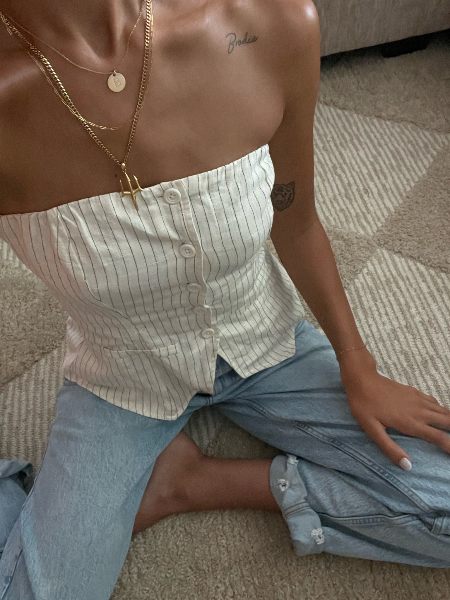 Summer tube top outfit from target & denim jeans from Abercrombie 

#LTKSummerSales #LTKSeasonal #LTKWorkwear