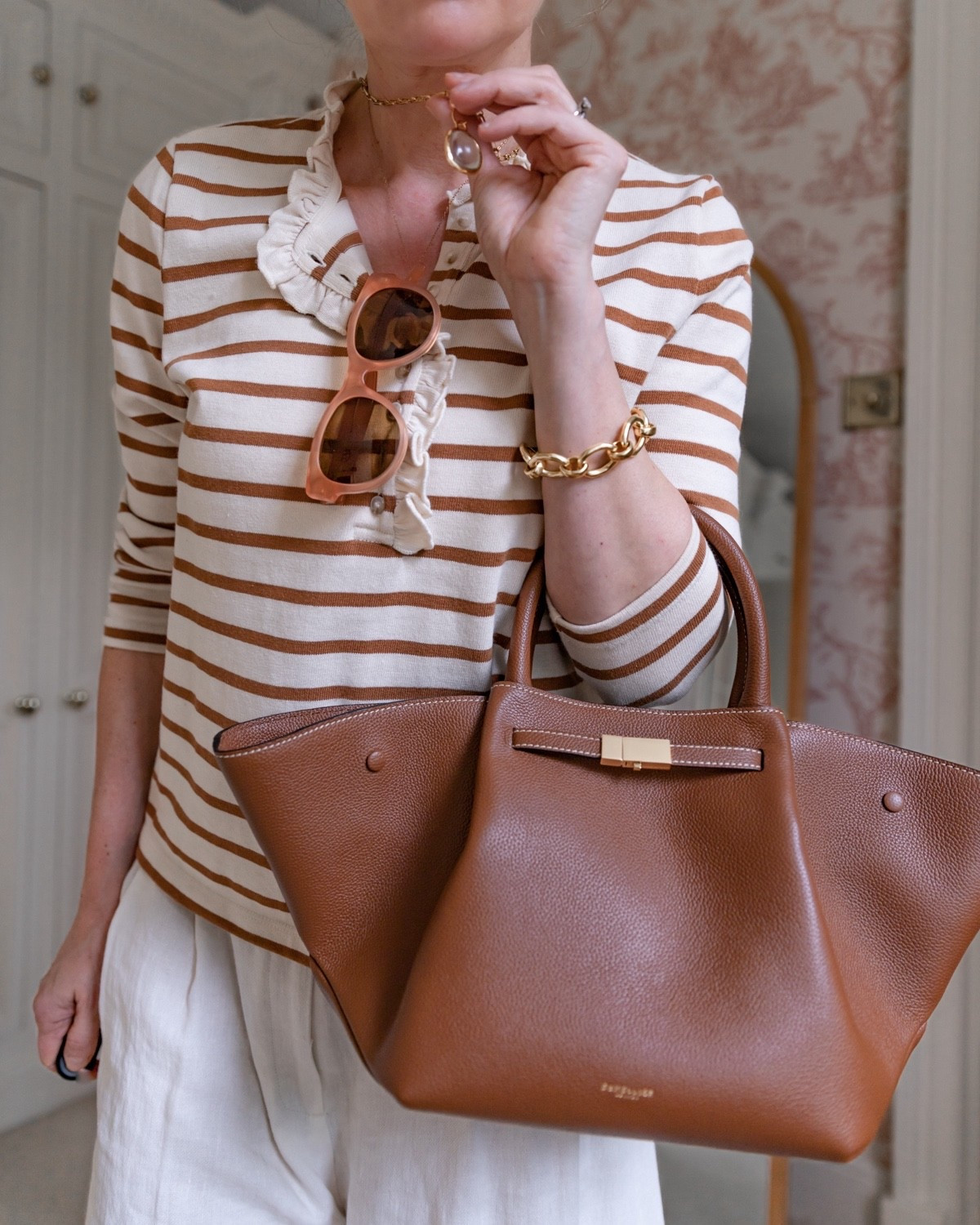 Ecru & tan 🤎🤎

#LTKsummer #LTKbag #LTKuk