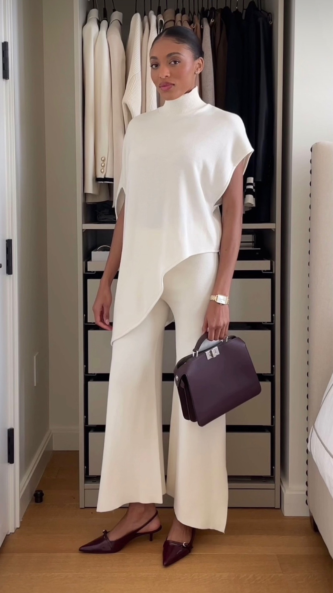 Cream knit set with a pop of color 

#LTKstyletip