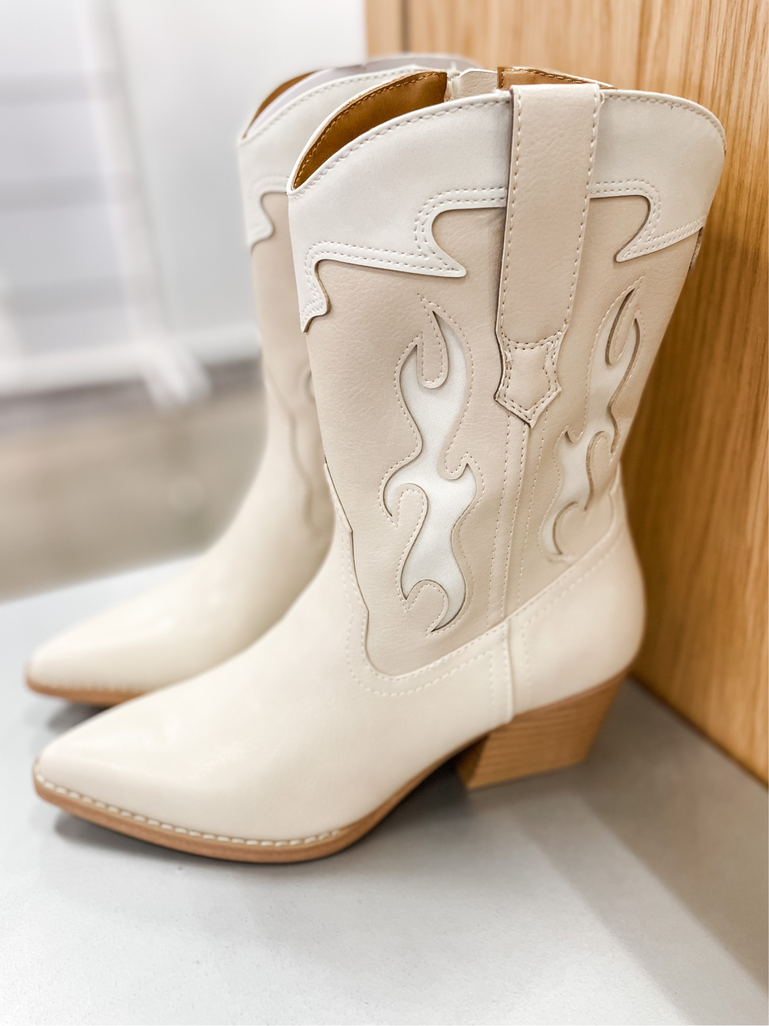 Women’s cowboy boots at target! Comes in black and white 😍

boots | western | fall | Taylor swift | cream | eras | cute | heel

#LTKshoecrush #LTKSeasonal #LTKunder50