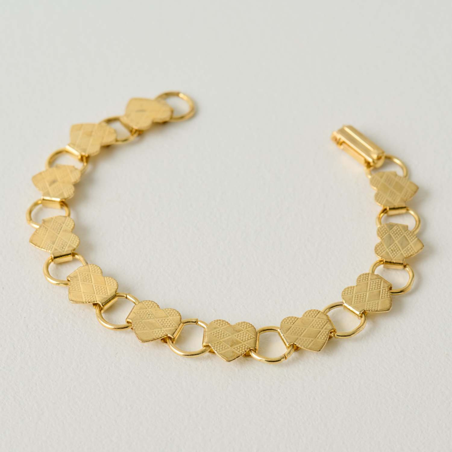 Gold Heart Brass Bracelet | Magnolia