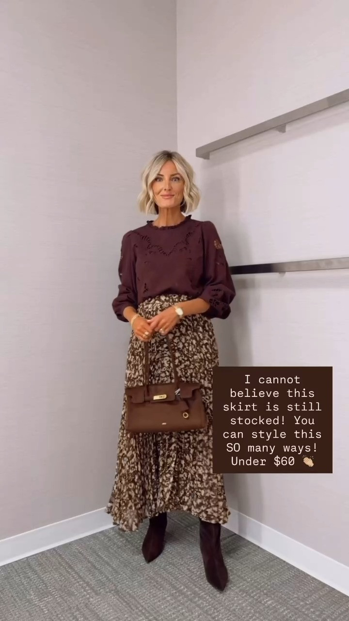 This leopard print maxi skirt is still stocked and still on sale! This is such a versatile piece that you will be able to style so many ways in the fall! Wearing XS!

Loverly Grey, NSale, Nordstrom anniversary sale, leopard print, fall outfit, boots, purse 

 #LTKSeasonal #LTKSaleAlert