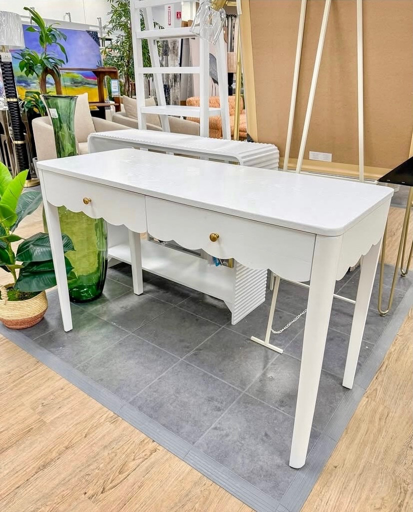 Pov : For the love of homegoods

.
.
.
.
 
 .

#hgfinders #myhomesense #inspire_me_home_decor  #interiordesigner #interiordecor interiordecorating glamhomedecor homestaging